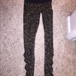 Women’s lululemon size 6 leggings